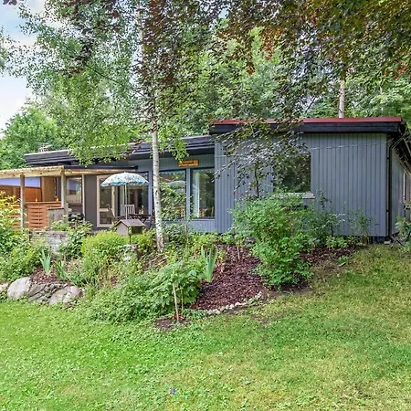 Holiday home 4 Bedroom Awesome In *
